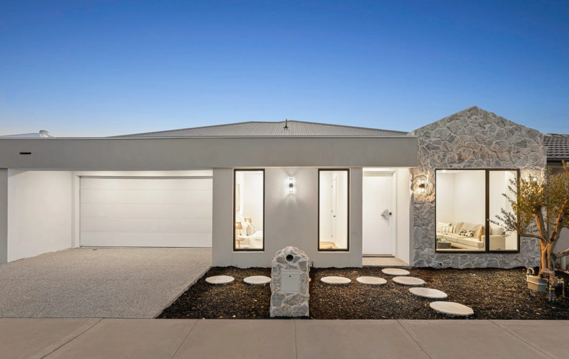 24 Thyme Crescent, Fraser Rise VIC project site