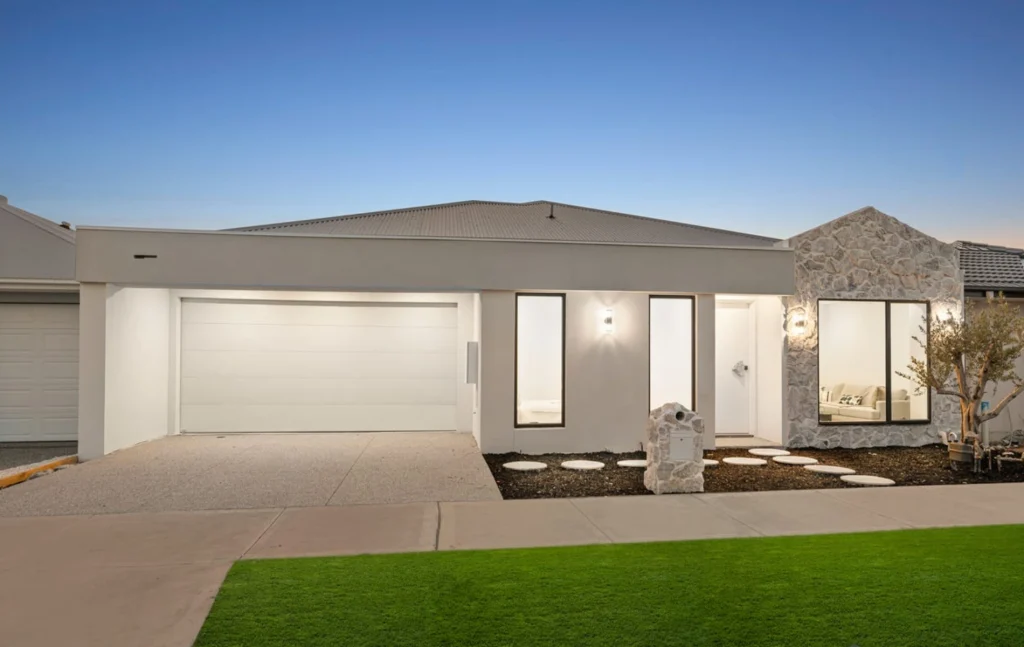 Fraser Rise VIC project site photo 15